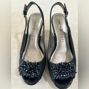 Karen Scott Breenaf Slingback Heels - Size US 6 l NIB. Includes matching handbag